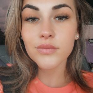 Meet your Posher, Zoe